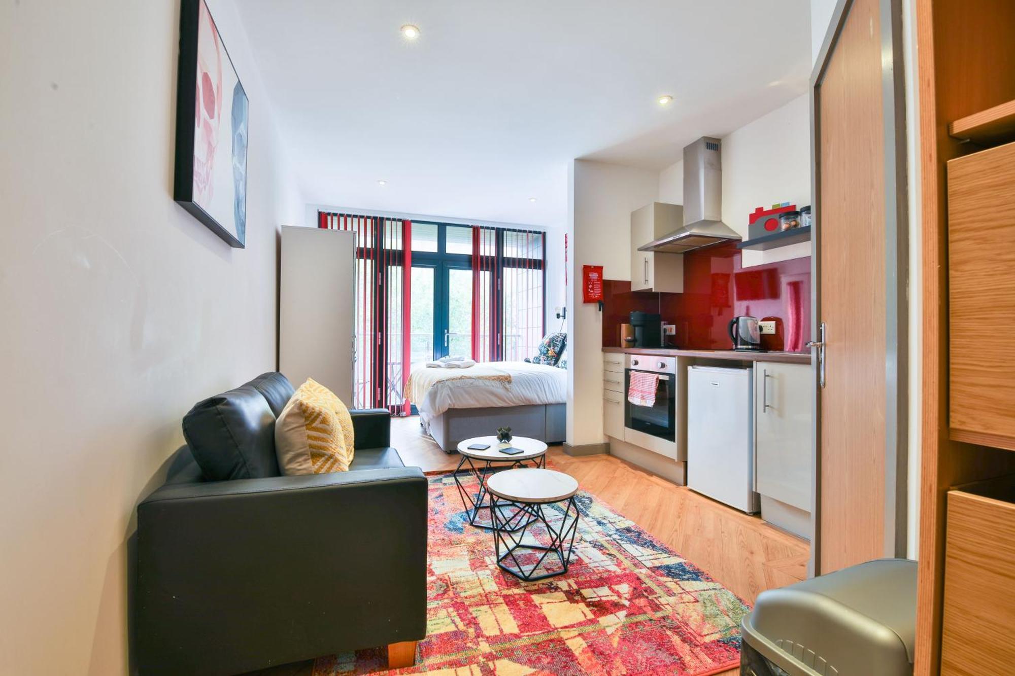 Princess Lofts City Centre Studios With Nespresso Coffee Machines & New Fast Wifi By Stayright Суонзи Екстериор снимка