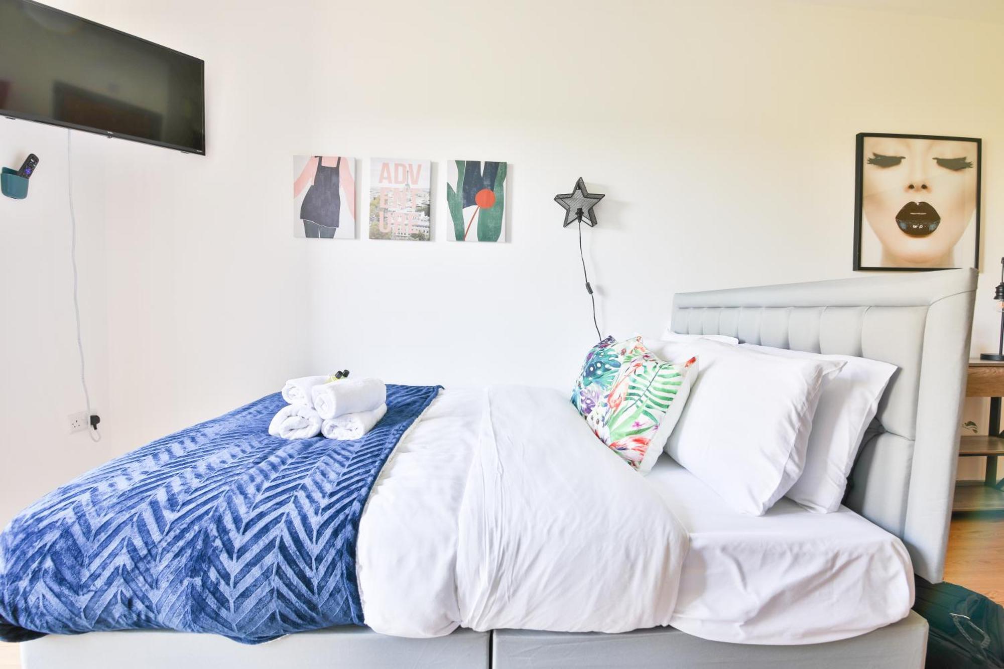 Princess Lofts City Centre Studios With Nespresso Coffee Machines & New Fast Wifi By Stayright Суонзи Екстериор снимка